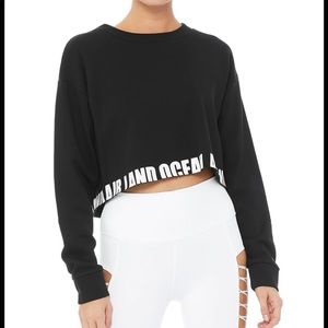 ALO yoga crewneck pullover